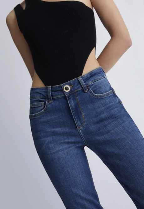 SOLO TG. 27- Liujo Jeans - UF3013 D829 - B.Up Divine Vita Alta Bottone Gioiello