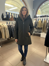 SOLO TG. L e XL MORE - Piumino Lungo Donna con Orsetto interno - SUPER CALDO - Nero Tessuto Elastico